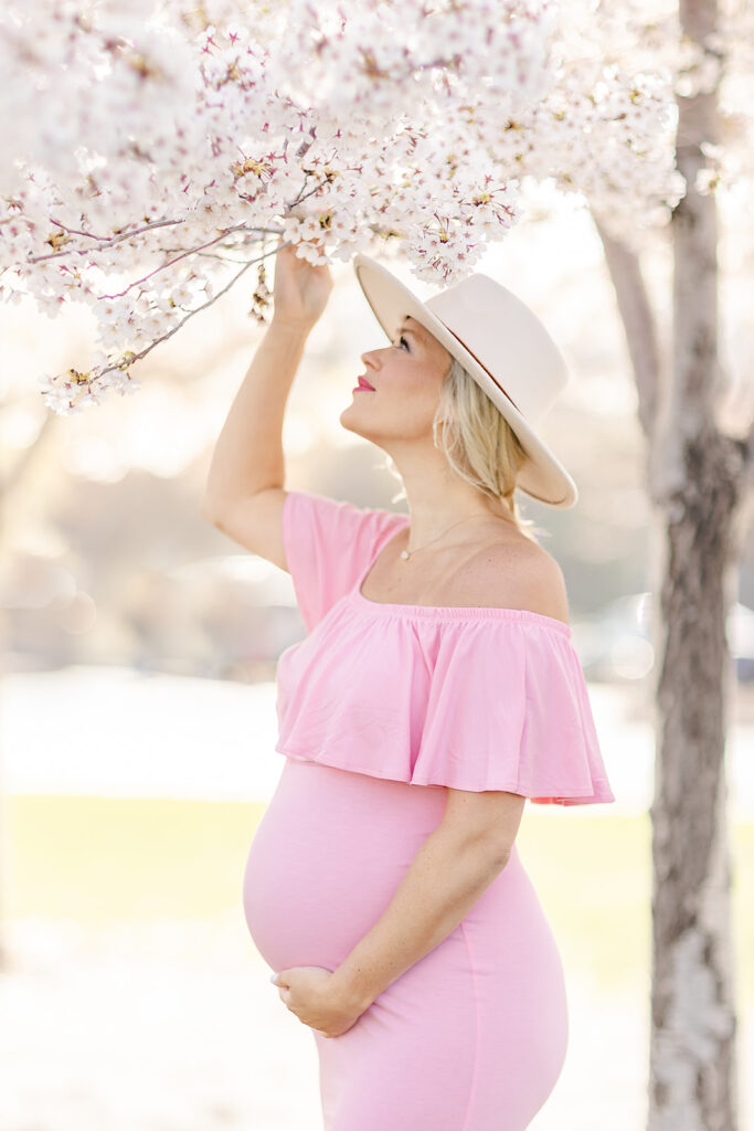 An expecting mother participating in San Francisco Maternity photography
